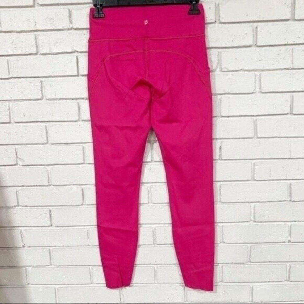 Peloton Womens‎ High Waisted Move Mission Performance Leggings Magenta Pink - Picture 4 of 8